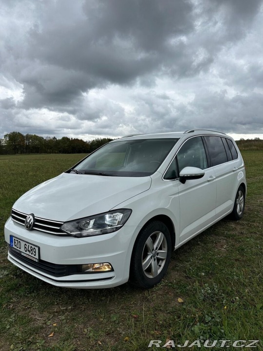 Volkswagen Touran 1,4 Highline TSI 7-míst 2017