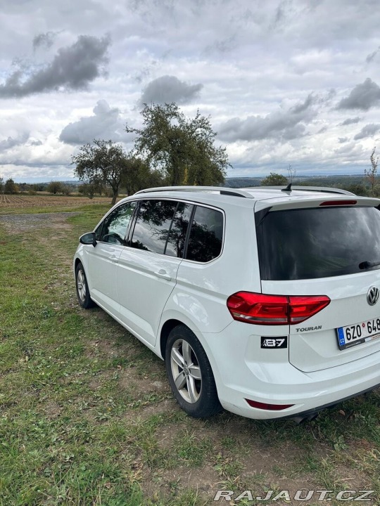 Volkswagen Touran 1,4 Highline TSI 7-míst 2017