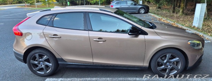Volvo V40 1,6 cc d2 85kw 2013