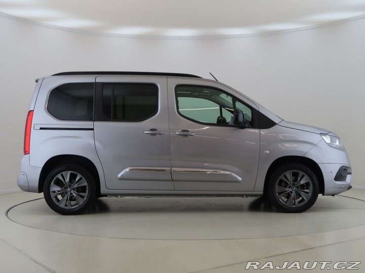 Toyota ProAce 1.5,D-4D,Family,Automat,C 2024