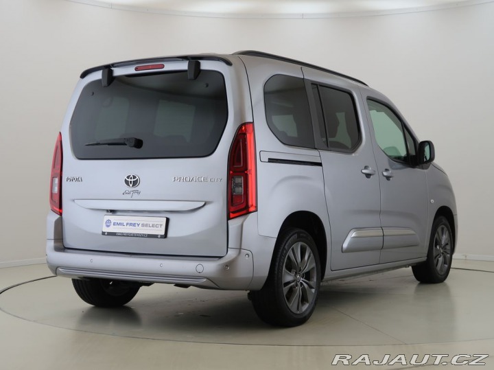 Toyota ProAce 1.5,D-4D,Family,Automat,C 2024