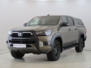 Toyota Hilux 2.8D,Invincible,4X4,CZ,1M