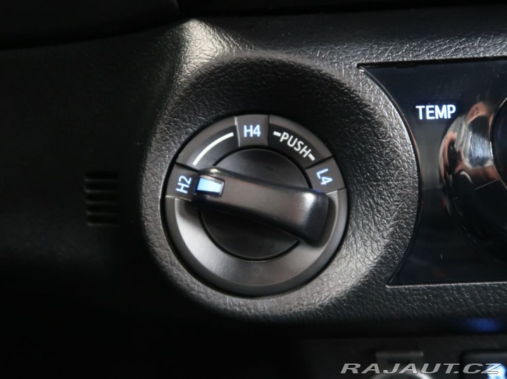 Toyota Hilux 2.8D,Invincible,4X4,CZ,1M 2021