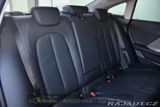 BMW 2 218i ČR 1.MAJ PANO 2025