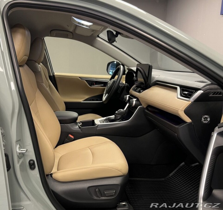Toyota RAV4 2.5 Hybrid AT EXECUTIVE A 2024