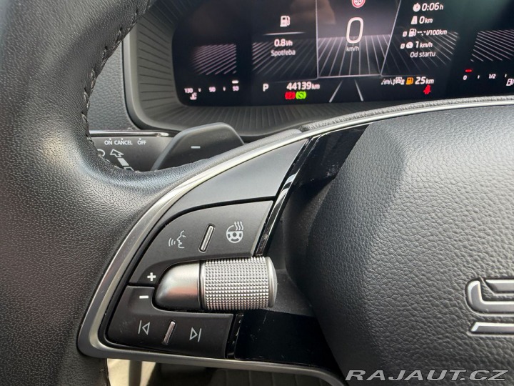 Škoda Karoq Selection 1,5TSI 110kW D 2025
