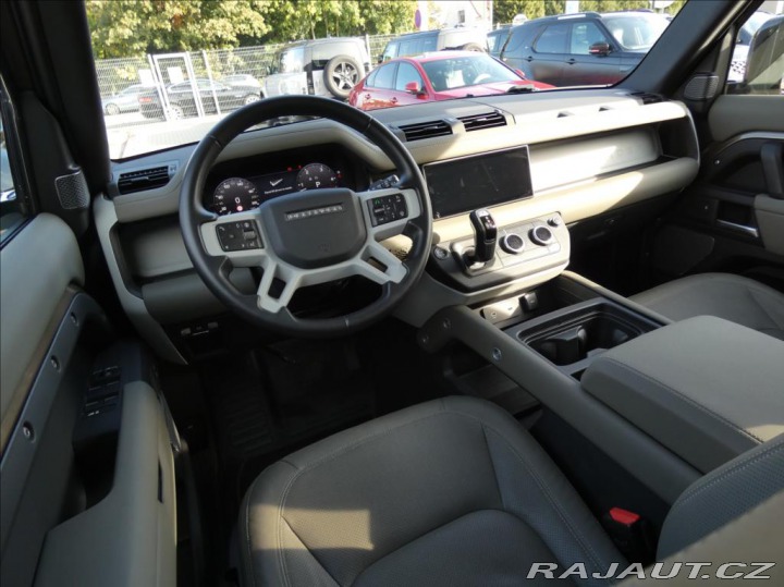 Land Rover Defender 3,0 D200 S,5let záruka,1m 2024