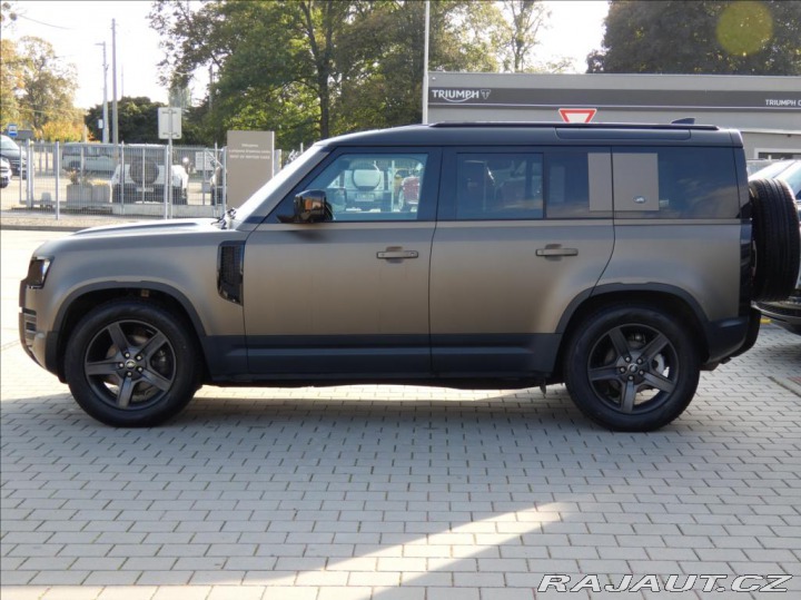 Land Rover Defender 3,0 D200 S,5let záruka,1m 2024