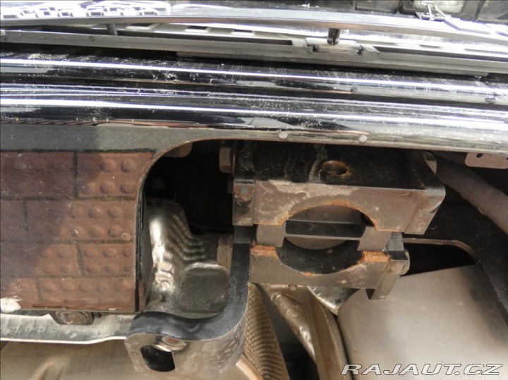 Land Rover Defender 3,0 D200 S,5let záruka,1m 2024