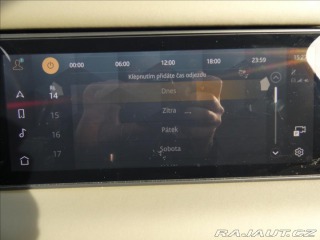 Land Rover Defender 3,0 D200 S,5let záruka,1m 2024
