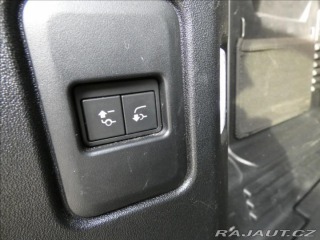 Land Rover Defender 3,0 D200 S,5let záruka,1m 2024