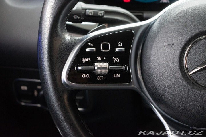 Mercedes-Benz GLA 200d 4MATIC*KEYLESS*ČR 1. 2021