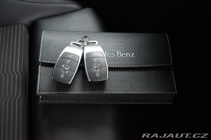 Mercedes-Benz GLA 200d 4MATIC*KEYLESS*ČR 1. 2021