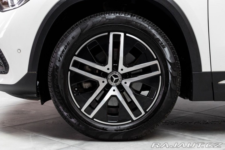 Mercedes-Benz GLA 200d 4MATIC*KEYLESS*ČR 1. 2021