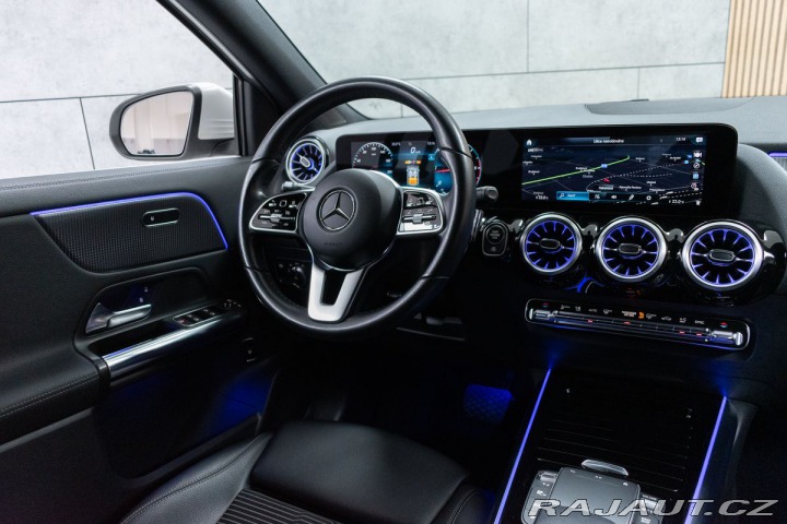 Mercedes-Benz GLA 200d 4MATIC*KEYLESS*ČR 1. 2021
