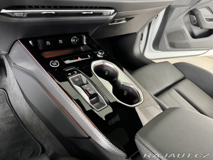 Audi A6 Avant TDI S-LINE*Matrix*3 2025