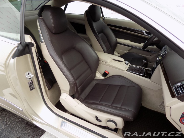Mercedes-Benz E 220d Coupé/Full-Led/NAVI/ 2014