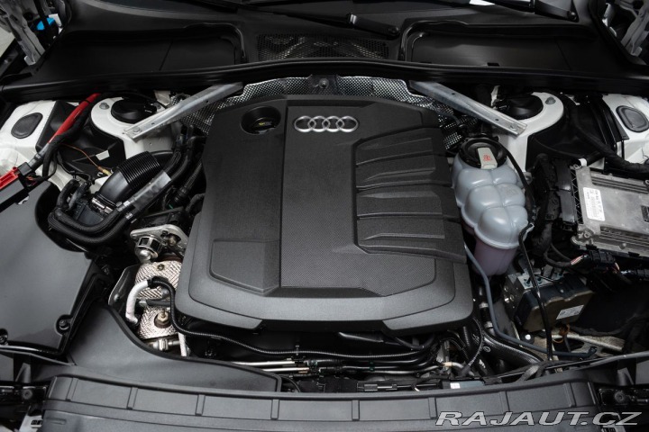 Audi A4 2.0 TDI S-LINE*ACC*TAŽNÉ* 2019