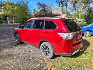 Mitsubishi Outlander 2015