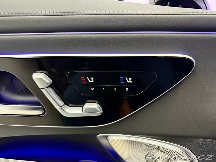 Mercedes-Benz Ostatní modely 4MATIC+ PERFORMANCE, PANO 2026