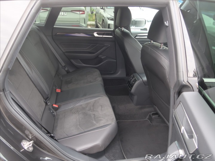 Volkswagen Arteon 2,0 TDI SB R-Line DSG 110 2023