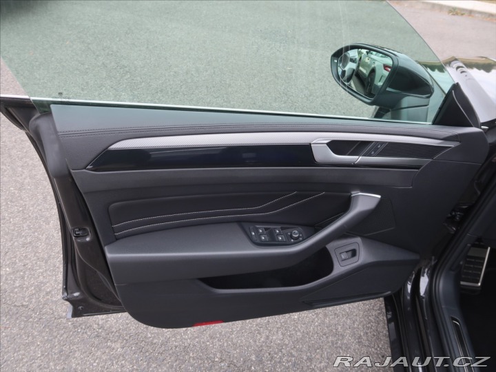 Volkswagen Arteon 2,0 TDI SB R-Line DSG 110 2023