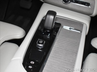 Volvo XC90 2,0 B5 AWD PLUS Tažné,BLI 2023