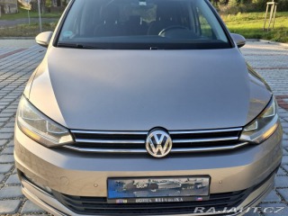 Volkswagen Touran 2,0 TDi Highline – 2017 2017