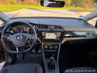 Volkswagen Touran 2,0 TDi Highline – 2017 2017