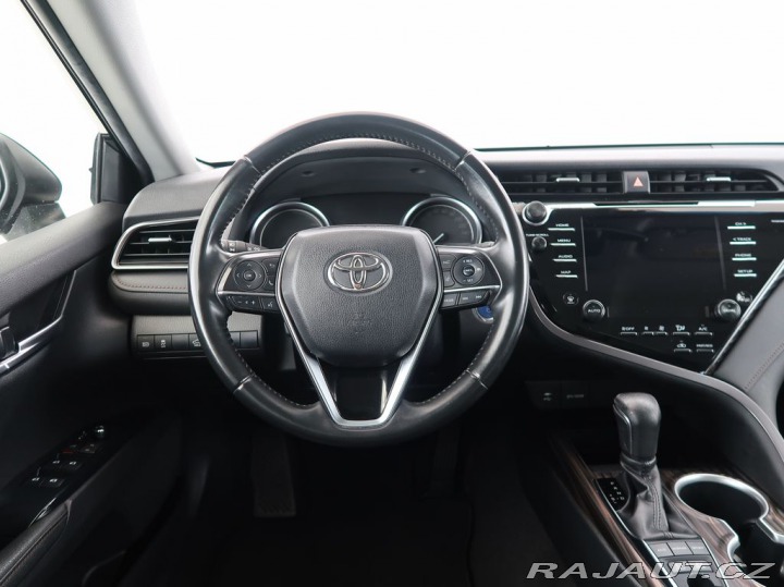 Toyota Camry 2.5,Hybrid,Navigace,Kamer 2020