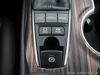 Toyota Camry 2.5,Hybrid,Navigace,Kamer 2020