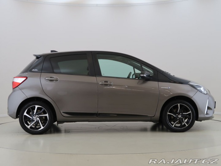 Toyota Yaris 1.5Hybrid,Automat,Kamera, 2019