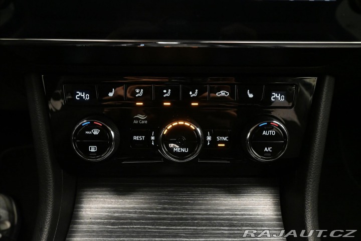 Škoda Superb 2,0 TDI 147 kW DSG STYLE 2023