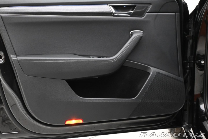Škoda Superb 2,0 TDI 147 kW DSG STYLE 2023