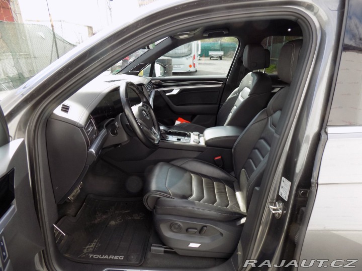 Volkswagen Touareg 3.0TDI/R-Line/4x4/AT/Matr 2018