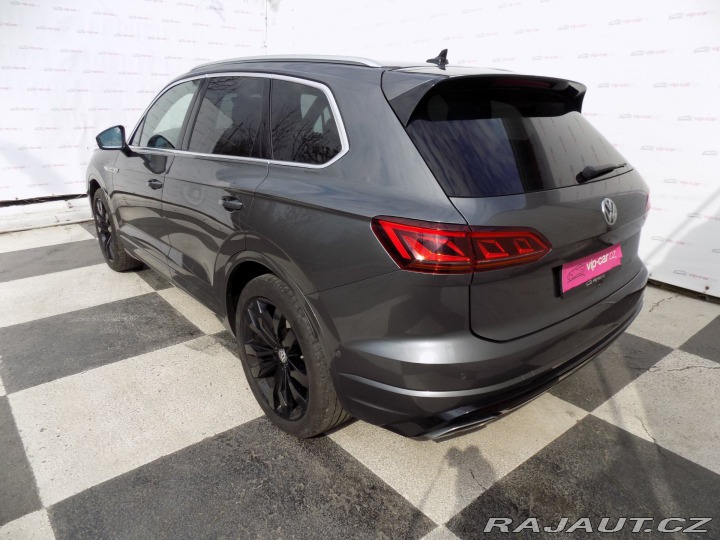 Volkswagen Touareg 3.0TDI/R-Line/4x4/AT/Matr 2018