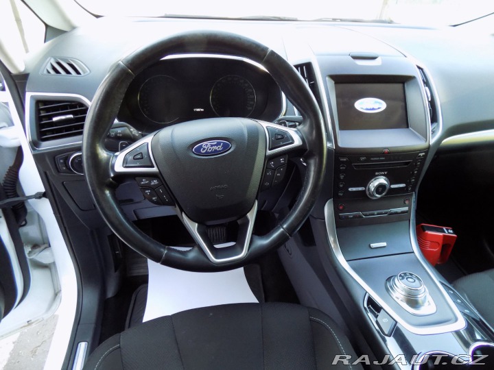 Ford S-MAX 2.0TDCi/Titanium/AT/LED/ 2020
