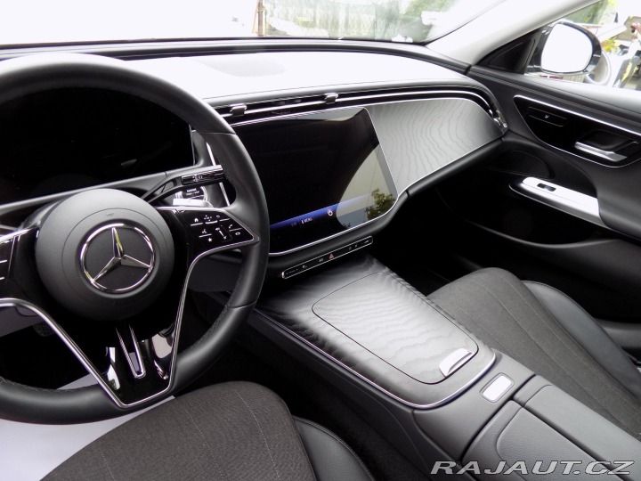 Mercedes-Benz E 220d/Performance LED/DPH/ 2024