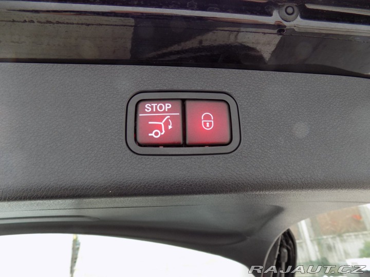 Mercedes-Benz E 220d/Performance LED/DPH/ 2024