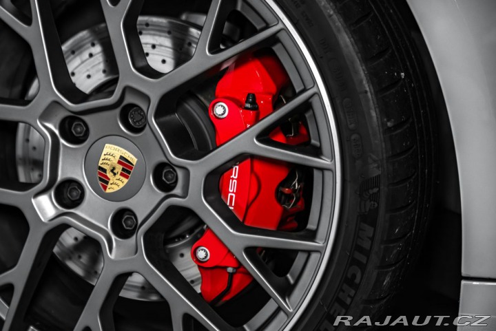 Porsche Ostatní modely Sport Chrono, výfuky, ven 2023