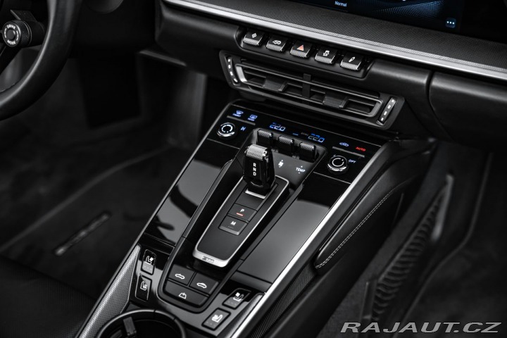 Porsche Ostatní modely Sport Chrono, výfuky, ven 2023