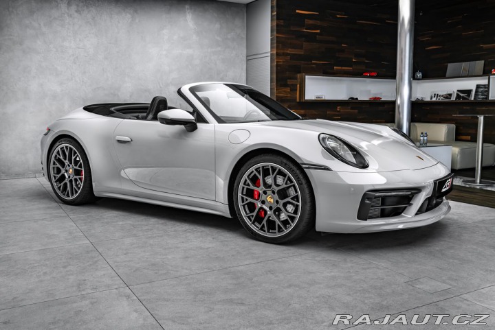 Porsche Ostatní modely Sport Chrono, výfuky, ven 2023