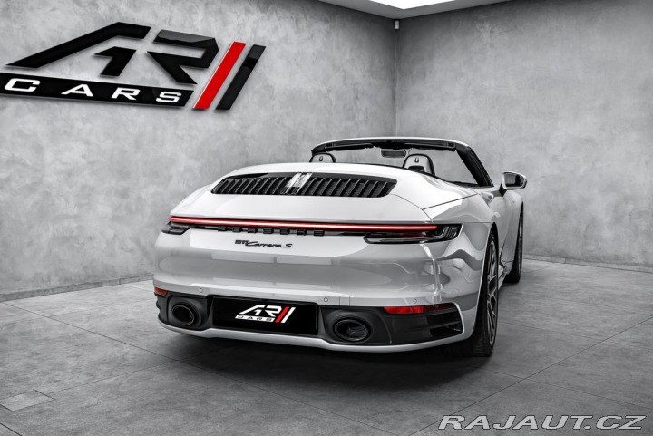 Porsche Ostatní modely Sport Chrono, výfuky, ven 2023