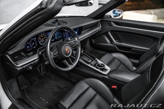 Porsche Ostatní modely Sport Chrono, výfuky, ven 2023