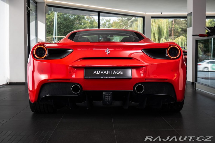 Ferrari 488 2019