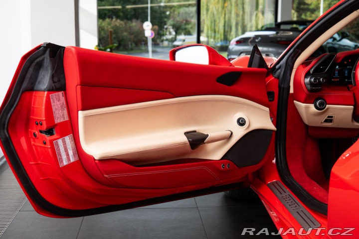 Ferrari 488 2019