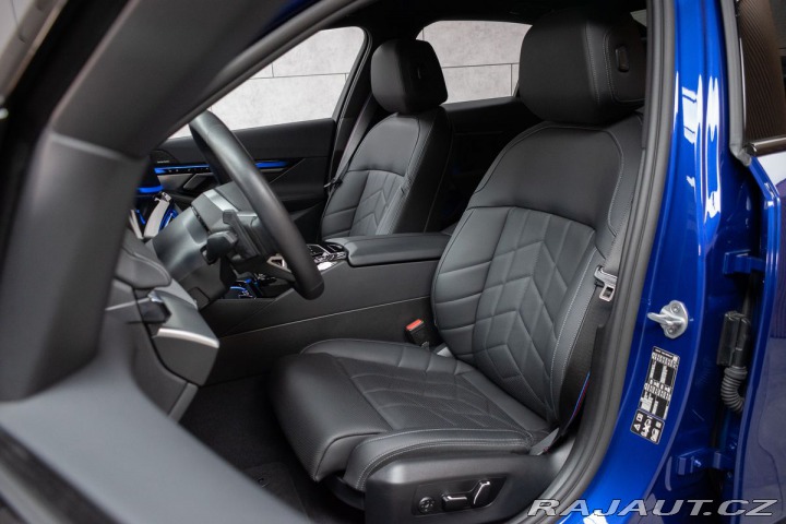 BMW 5 540d xD ///M*ZÁRUKA*TAŽNÉ 2025
