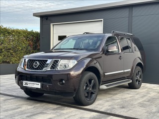 Nissan Pathfinder 3,0 DCI 231PS  LE Executi