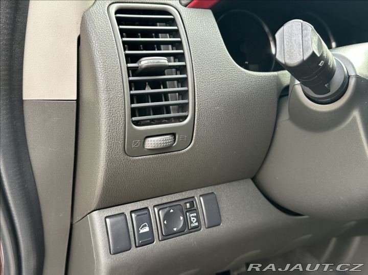 Nissan Pathfinder 3,0 DCI 231PS LE Executi 2011