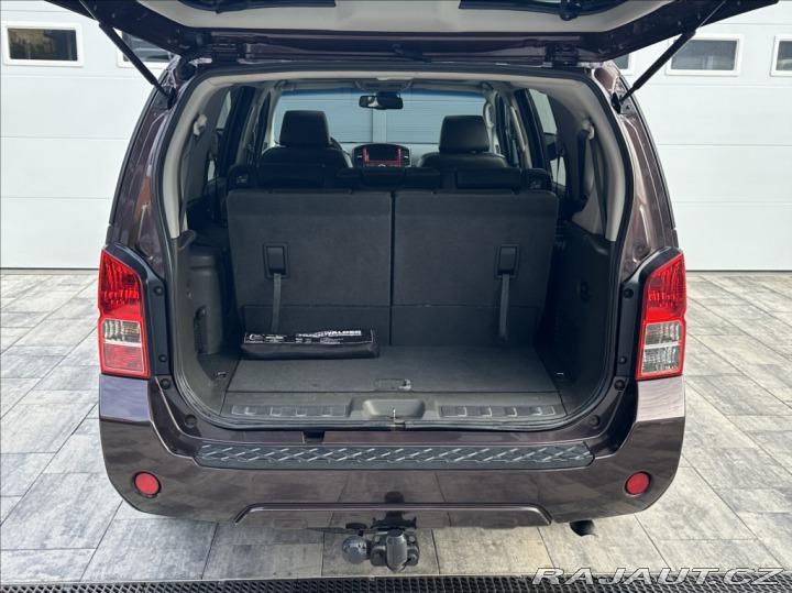 Nissan Pathfinder 3,0 DCI 231PS LE Executi 2011